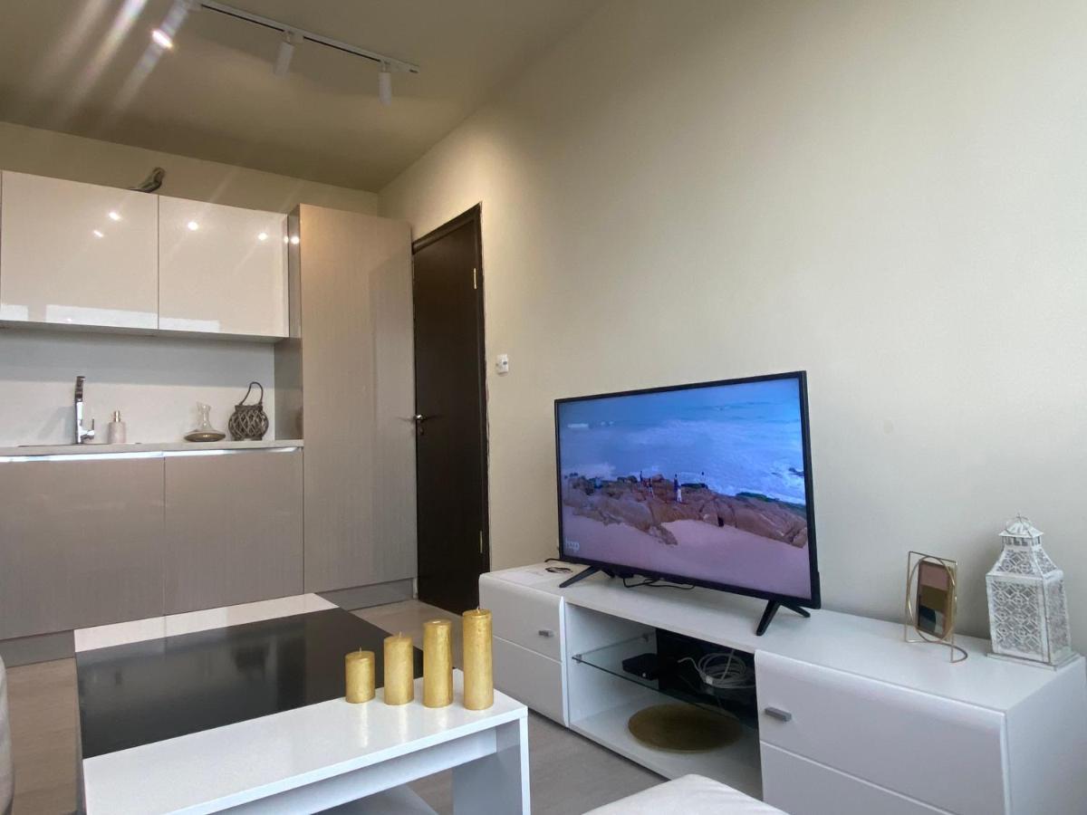 Brand New And Modern Apartment Directly Next To The Metro Station Sofia Exteriör bild